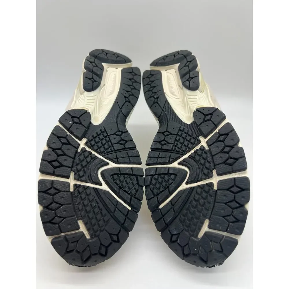 New Balance 2002R Calm Taupe M2002RCC Sneakers Size M6/ W7.5
